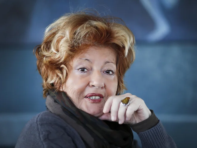 Lahko ima nekdo prepoznaven slog frizure, kot jo ima, denimo, že od nekdaj in za vedno legendarna Bernarda Jeklin. FOTO: Jože Suhadolnik/Delo