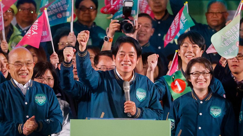 Fotografija: Aktualnemu podpredsedniku in kandidatu vladajoče Demokratske napredne stranke (DPP) Lai Ching-teju pripisujejo največ možnosti za zmago. FOTO: Ann Wang/Reuters