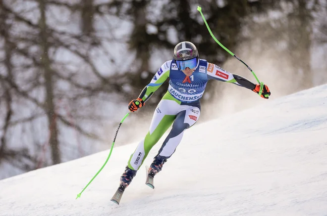 Ilka Štuhec na eni od prelomnic. FOTO: Johann Groder/AFP