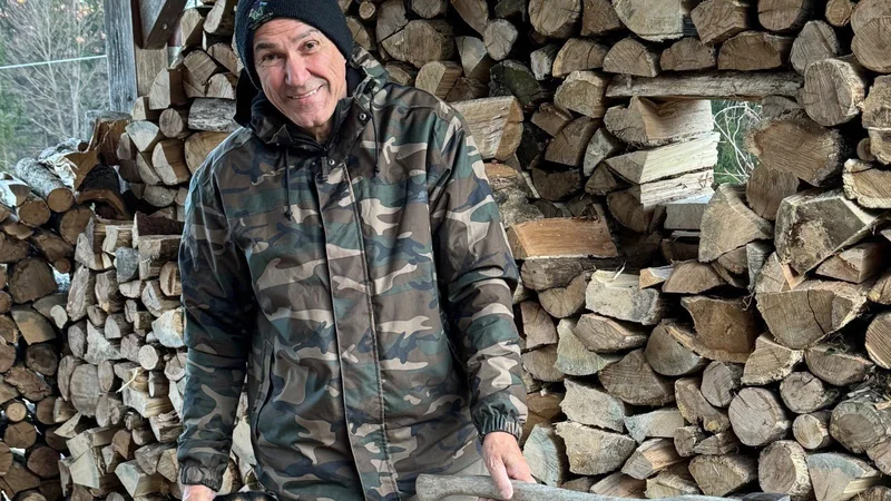 Prvak SDS Janez Janša podpira prizadevanja NSi. V Gibanju Svoboda izvajanje opozicije razumejo kot »uvod v volilno kampanjo skrajnodesničarskih strank«. FOTO: Twitter 
