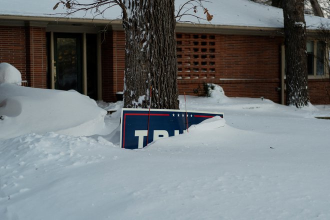 Sneg in mraz nista ustavila prebivalcev Iowe. FOTO: Cheney Orr/Reuters