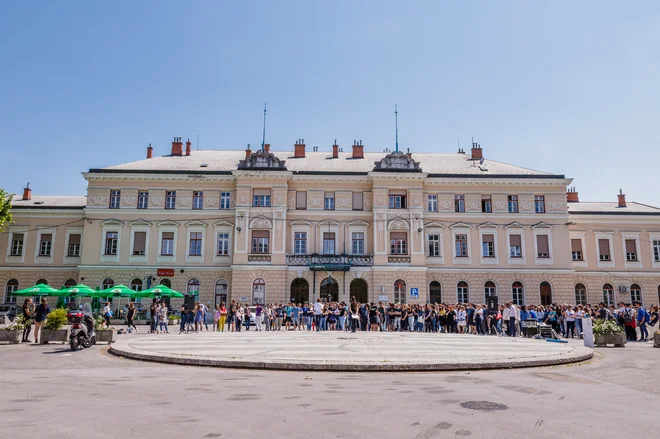 S prenovo Trga Evrope in novogoriške železniške postaje bo čezmejno območje med Goricama dobilo novo podobo. FOTO: Mateja Pelikan/Mestna občina Nova Gorica