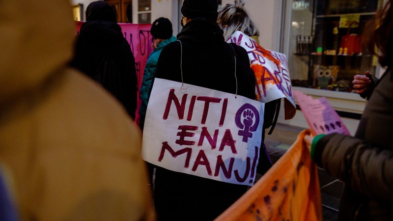 Fotografija: Po umoru v Sevnici leta 2022 se je začel protest proti nasilju nad ženskami. FOTO: Črt Piksi