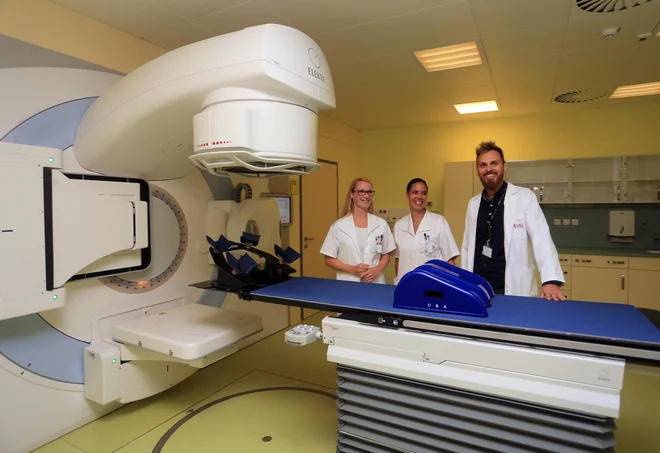 Primarni vzrok raka materničnega vratu je dolgotrajna okužba genitalnega trakta s HPV. Na fotografiji oddelek za onkologijo UKC Maribor. FOTO: Tadej Regent/Delo