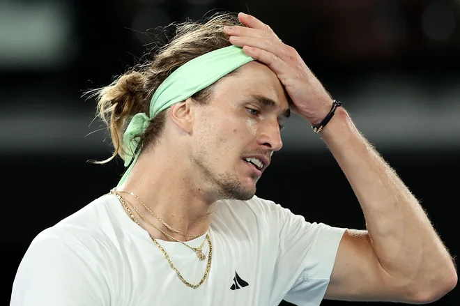 Nič ne bo s finalom Alcaraz - Đoković, Zverev je imel drugačne načrte. FOTO: Martin Keep/AFP