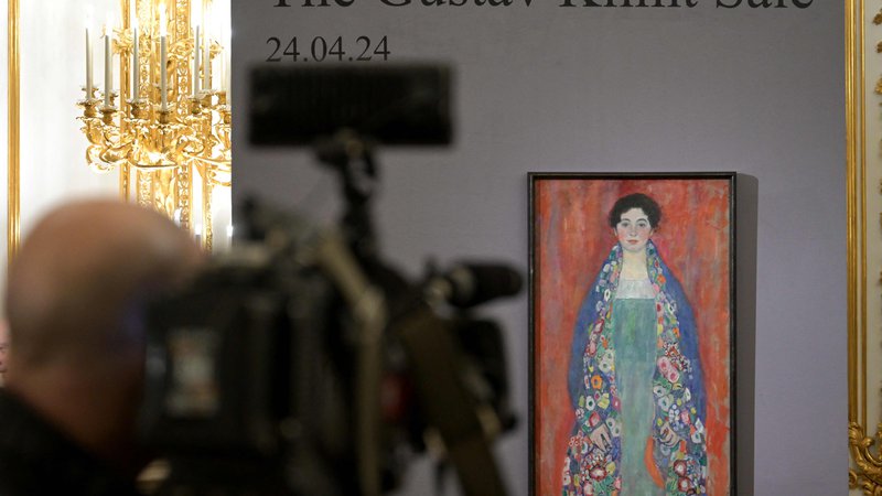 Fotografija: Pozno delo avstrijskega umetnika Gustava Klimta se je ponovno pojavilo v zasebni zbirki in bo naprodaj aprila. FOTO: Roland Schlager/AFP