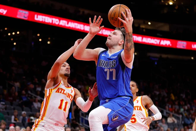 Luka Dončić pri metu. FOTO: Todd Kirkland/Getty Images via Afp