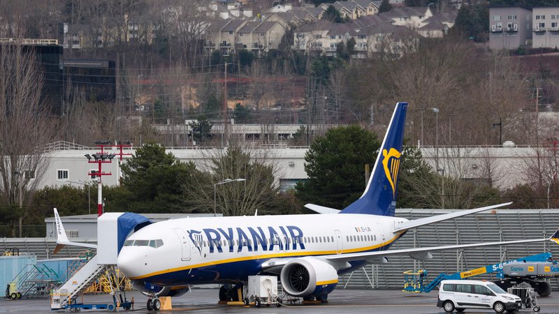 Fotografija: Ryanair bo Trst dvakrat tedensko povezoval z Berlinom, Parizom, Sevillo, Krakovom, Brusljem, Dublinom in Barcelono. FOTO: Jason Redmond/Afp