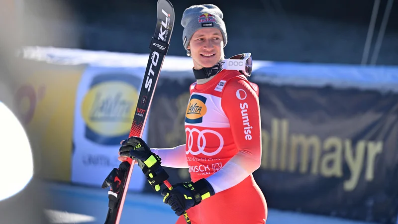Marco Odermatt je dobil super-G. FOTO: Kerstin Joensson/AFP