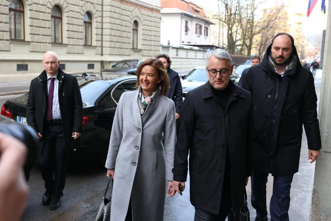 V SD si želijo, da bi jim predsednik vlade prisluhnil in čim prej predlagal razrešitev pravosodne ministrice Dominike Švarc Pipan. FOTO: Črt Piksi/Delo