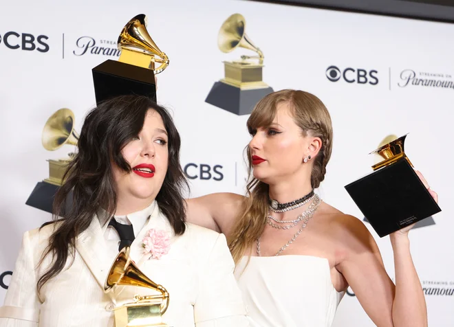 Taylor Swift z Lucy Dacus. FOTO: David Swanson/Reuters