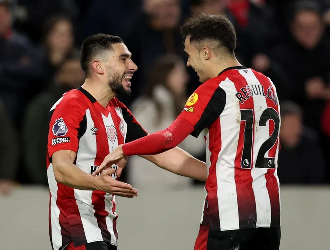 Neal Maupay je dosegel nepričakovani gol za Brentford. FOTO: David Klein/Reuters