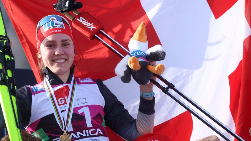 Fotografija: Švicarka Marina Kälin se je veselila zmage na tekmi s skupinskim štartom na 20 kilometrov. FOTO: Borut Živulović/BOBO