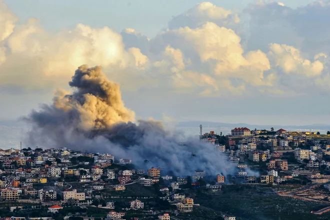 Približujejo se namreč najbolj grozljive ure, ki jih je svet doživel v 21. stoletju. FOTO: Rabih Daher/AFP