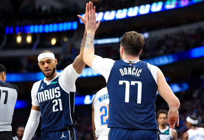 Dončić in Gafford, ki je prišel iz Washingtona, sta se v igri hitro ujela. FOTO: Reuters
