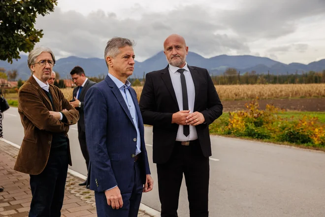 Obisk Boštjana Šefica in Roberta Goloba v Braslovčah po poplavah lani FOTO: Črt Piksi