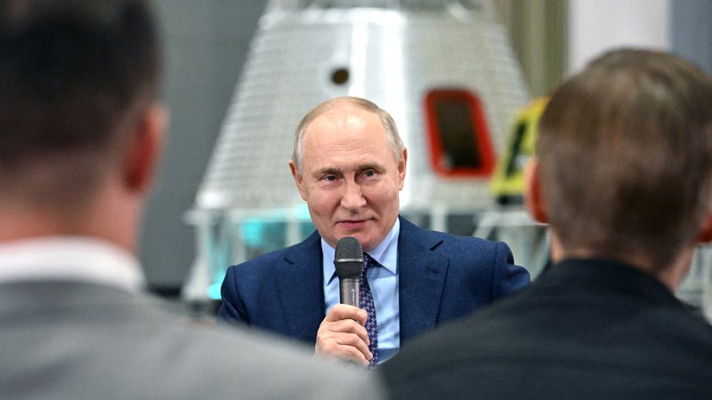 Fotografija: V Moskvi se zavedajo, da v vesolju ne morejo tekmovati z Zahodom, zato iščejo rešitve za odpravo slabosti svojega vesoljskega programa. FOTO: Sputnik/Grigorij Sisojev/Reuters