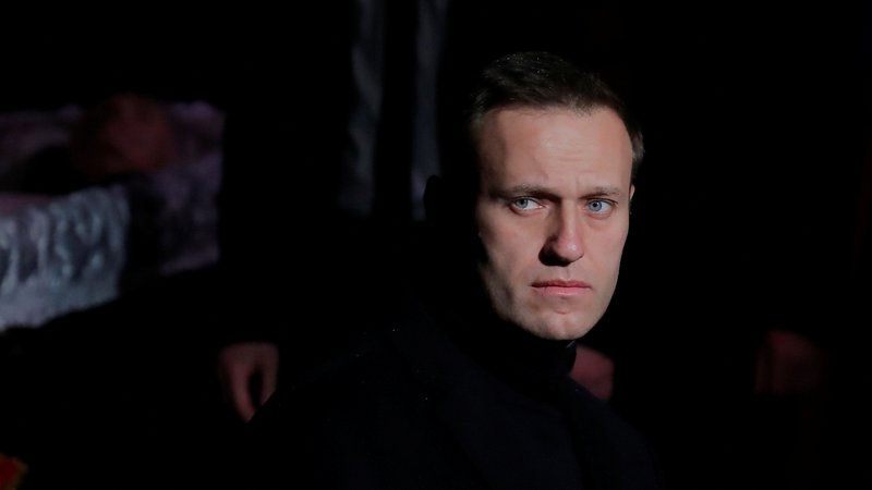 Fotografija: Bil je karizmatičen politik. Karizmo je pobral iz tradicij Andreja Saharova, lucidnost in pogum iz del Vladimirja Bukovskega. Navalni ni bil brez napak, a se je znal učiti od drugih.

FOTO: Maxim Shemetov/Reuters