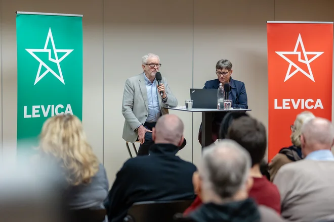 Jeremy Corbyn je ena najprepoznavnejših figur nove socialistične politike. FOTO: Črt Piksi