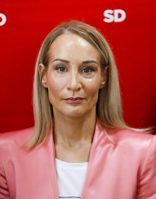 Med kandidati za pravosodno ministrico je bila tudi Meira Hot. FOTO: Matej Družnik/Delo