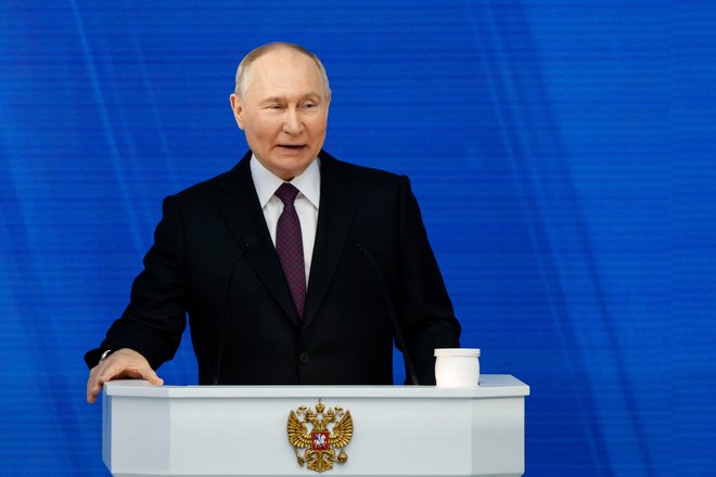 Ruski predsednik med nagovorom. FOTO: Evgenia Novozhenina/Reuters