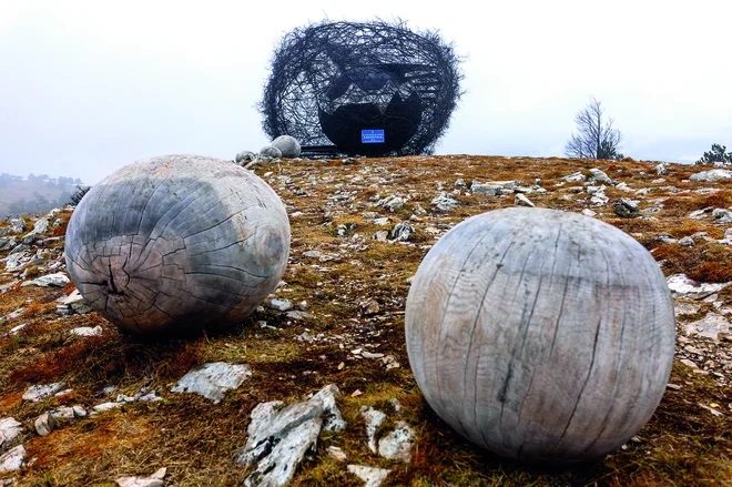 Zavetišče poleg vizualne privlačnosti dobro ščiti pred dežjem in vetrom ter daje varno zavetje. FOTO: Tomislav Krišto/CROPIX