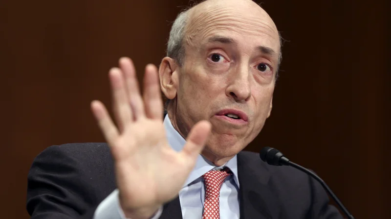 Gary Gensler ni navdušen nad kriptovalutami.

FOTO: AFP