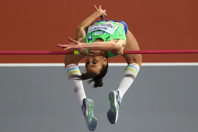 Lia Apostolovski je v Glasgowu z 1,95 metra izenačila svoj osebni rekord. FOTO: Hannah Mckay/Reuters