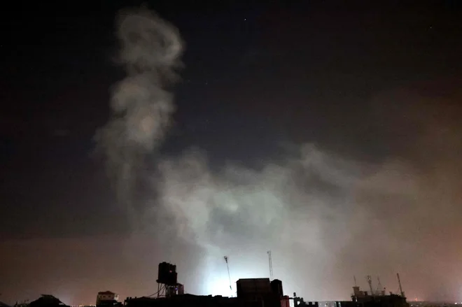 V izraelski povračilni operaciji je bilo doslej ubitih več kot 30.000 Palestincev. FOTO: Mohammed Abed/AFP

 
