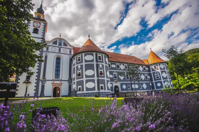 Pravi, da se patri razveselijo vsakega obiskovalca, sprejmejo ga in poskušajo pokazati, da so vsi dobrodošli. FOTO: Amadeja Knez/Visit Podčetrtek