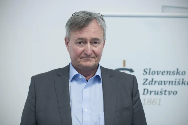 Prof. dr. Radko Komadina, predsednik Slovenskega zdravniškega društva: Evtanazijo naj izvaja kakšna druga poklicna skupina. Foto: Jure Eržen