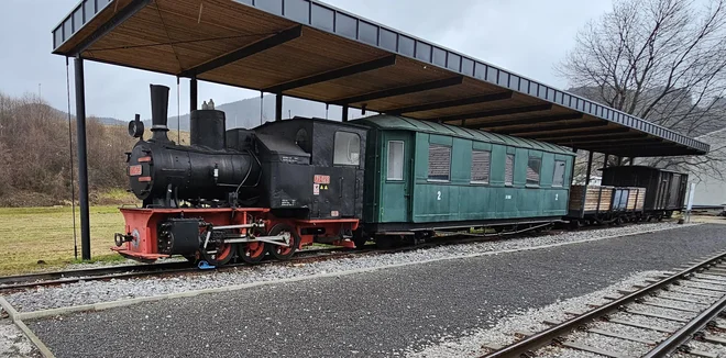 Nujno potrebujemo postaje za naše vlake. FOTO: Boris Šuligoj