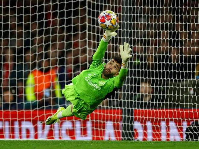 Glede Davida Raye in njegovih vrlin se v Londonu poraja nekaj dvomov, a tokrat je bil eden od junakov topničarjev. FOTO: Hannah Mckay/Reuters