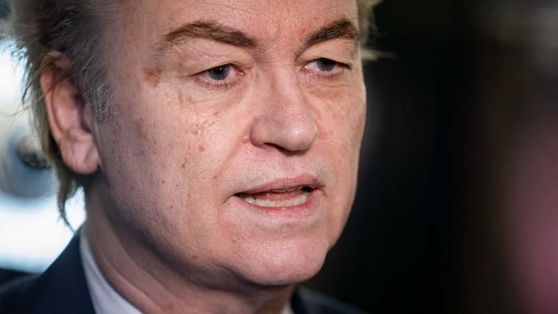 Fotografija: Geert Wilders je svoj neuspeh poskušal prikazati kot posledico dvojnih meril oziroma krivičnosti sistema, ki je naravnan po meri etabliranih strank. FOTO: Bart Maat/AFP