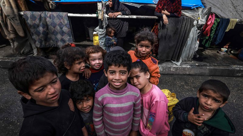Fotografija: Philippe Lazzarini: »To je vojna proti otrokom.« FOTO: Mohammed Abed/AFP