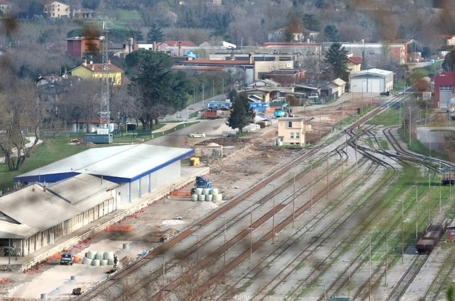 Odstranjevanje bomb v Novi Gorici. FOTO: Blaž Samec/Delo