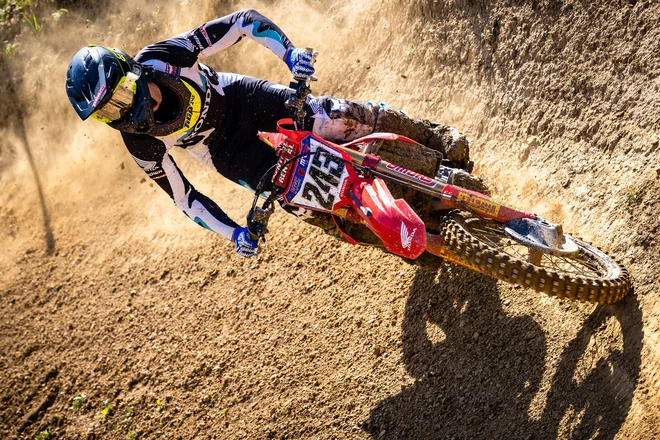 Tim Gajser računa na vrh v Španiji. FOTO: Goran Krošelj