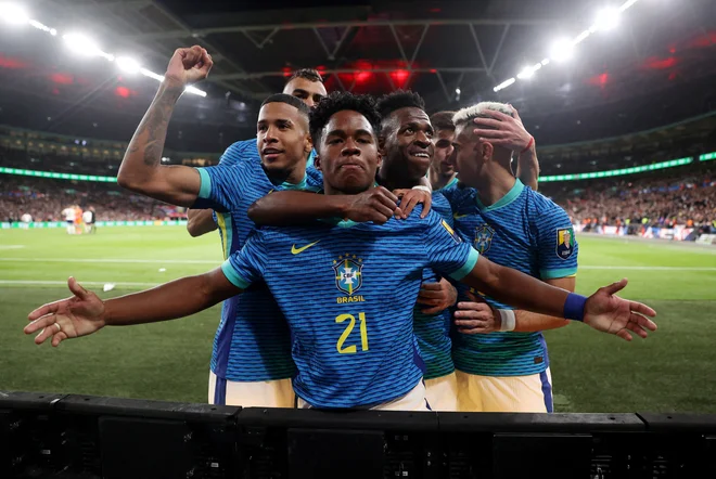 Na Wembleyju je zadel komaj 17-letni Endrick. FOTO: Carl Recine/Reuters