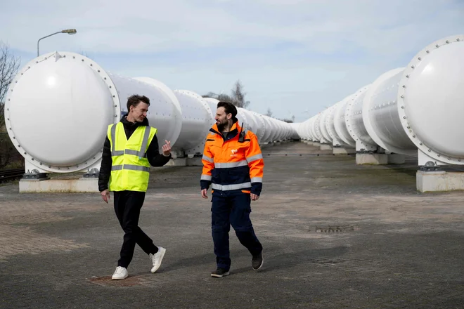 Hyperloop bi lahko bil nov način transporta. FOTO: Nick Gammon/AFP