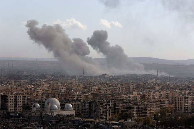 V domnevnem napadu Izraelcev na Alep več kot trideset mrtvih