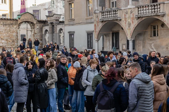 Informativni dnevi so bili za mnoge osnovnošolce prvi stik s šolo, ki so si jo izbrali. FOTO: Črt Piksi