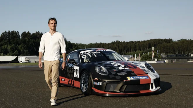 Lani je svojega porscheja na cilj pripeljal enainpetdeseti od dvainšestdesetih. FOTO: Hoch Zwei/Juergen Tap/Porsche Ag 