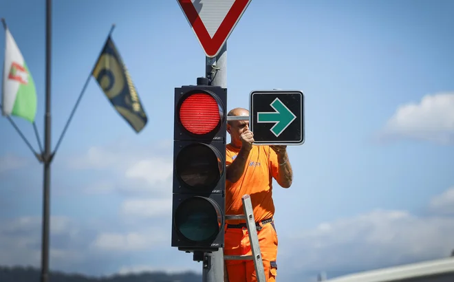 Bistveno je razumeti prednosti in slabosti obeh sistemov. FOTO: Jože Suhadolnik/Delo