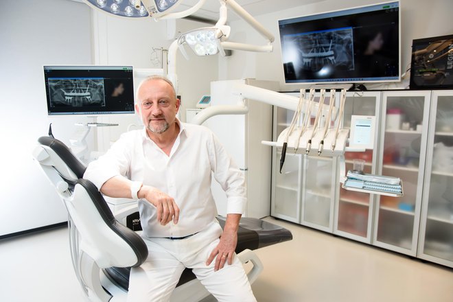 Dr. Trampuš je vodilni hrvaški strokovnjak na področju implantologije FOTO: Darko Tomas/CROPIX  