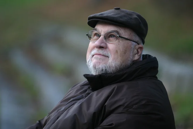 Akademik Janez Orešnik je leta 2004 za svoje dosežke prejel zlati znak za zasluge Republike Slovenije, 2007 pa Zoisovo nagrado za življenjsko delo. FOTO: Roman Šipic/Delo
