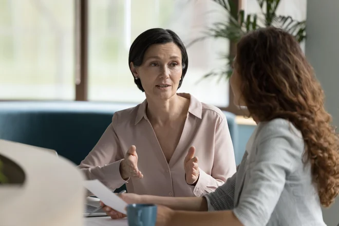 Dobra poklicna mobilnost mora biti omogočena zaposlenim v vseh starostnih skupinah, poziva OECD tudi vlade in delodajalce. FOTO: Fizkes/Shutterstock