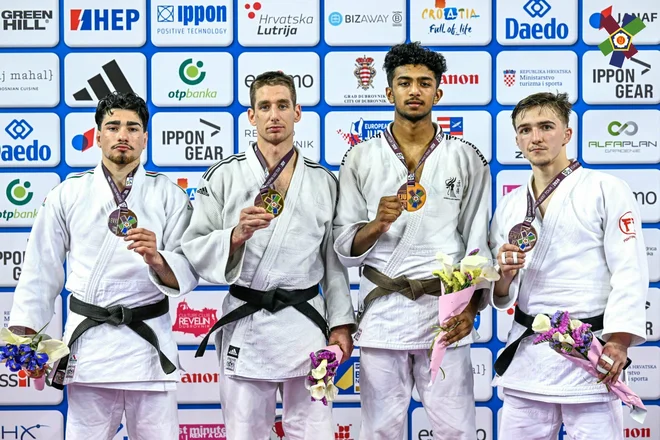 Vse tekmece je na turnirju za evropski pokal v Dubrovniku premagal tudi David Štarkel (na fotografiji drugi z leve). FOTO: Tino Marić/EJU