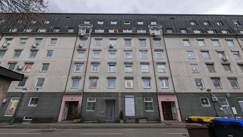 Fotografija: V Ljubljani je za kvadratni meter stanovanja treba odšteti malo manj kot štiri tisoč evrov. FOTO: A. L.