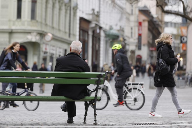 Utrinek z ene od ljubljanskih ulic FOTO: Leon Vidic/Delo