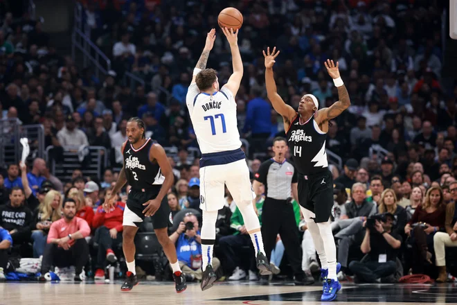 Ko ima pravi večer, so njegove stepback trojke neustavljive. FOTO: Kiyoshi Mio/USA Today